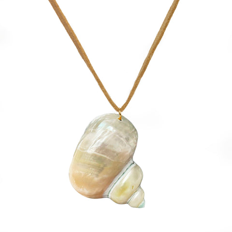 Cinnerus Seashell Suede Necklace